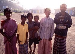 Weird family in bus station, Munnar.