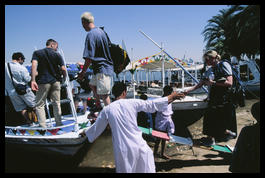 getting_on_boat_luxor